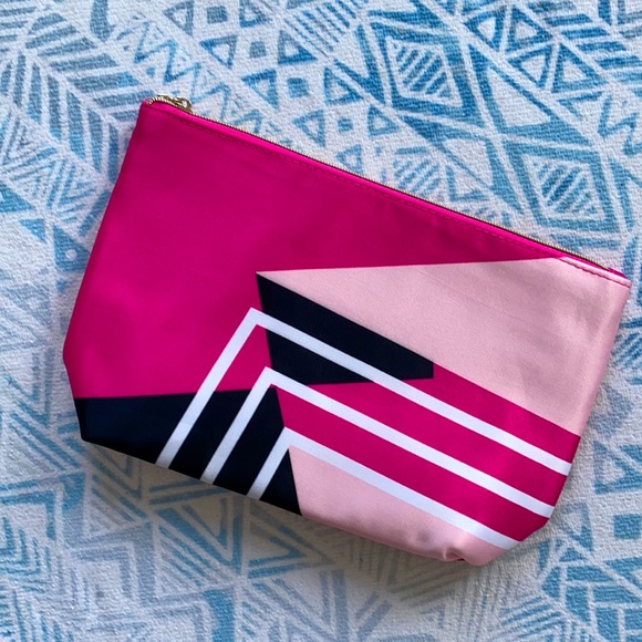 Lancôme Pink Makeup Bag - Picture 4 of 4